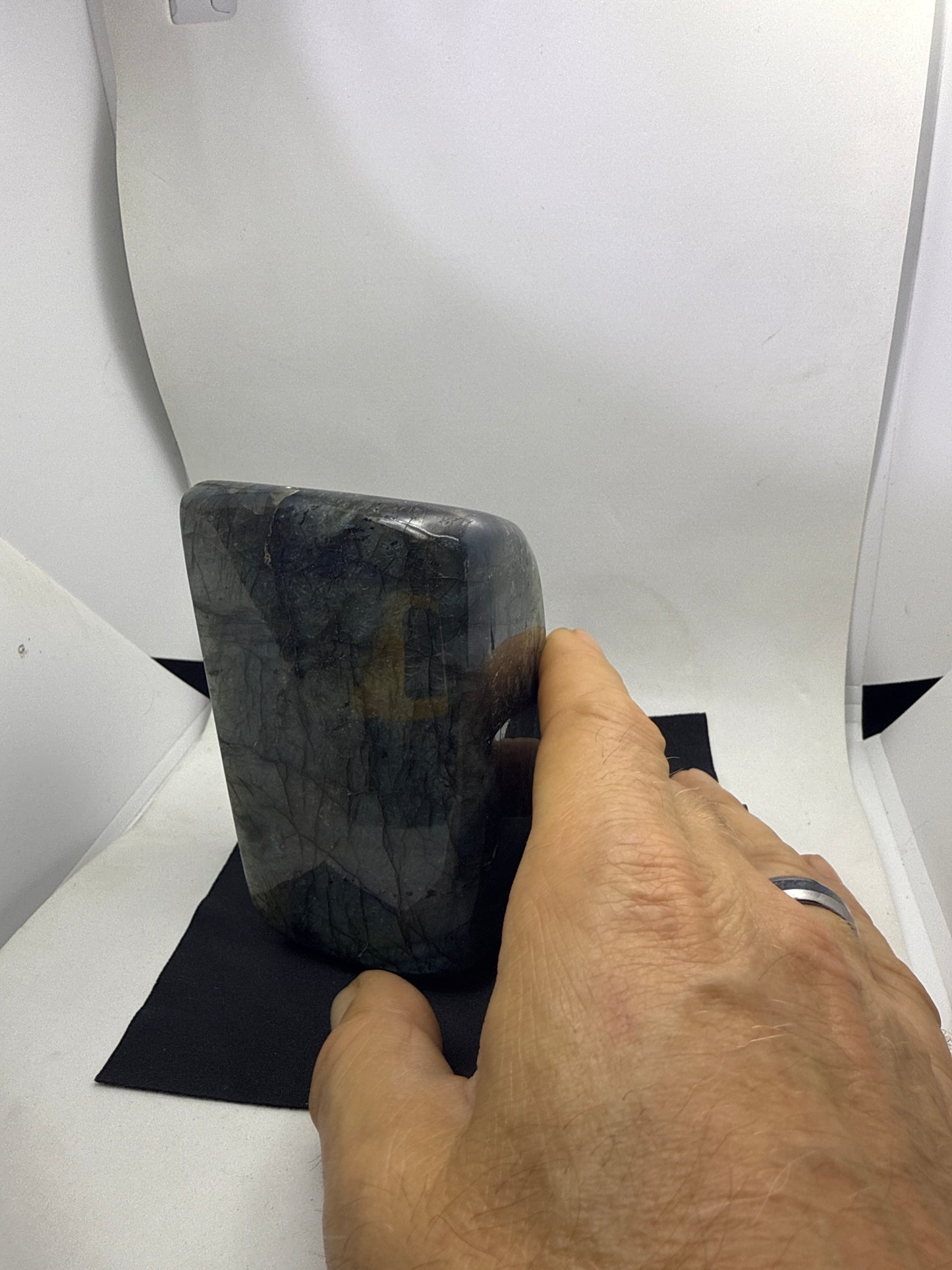 Labrodite