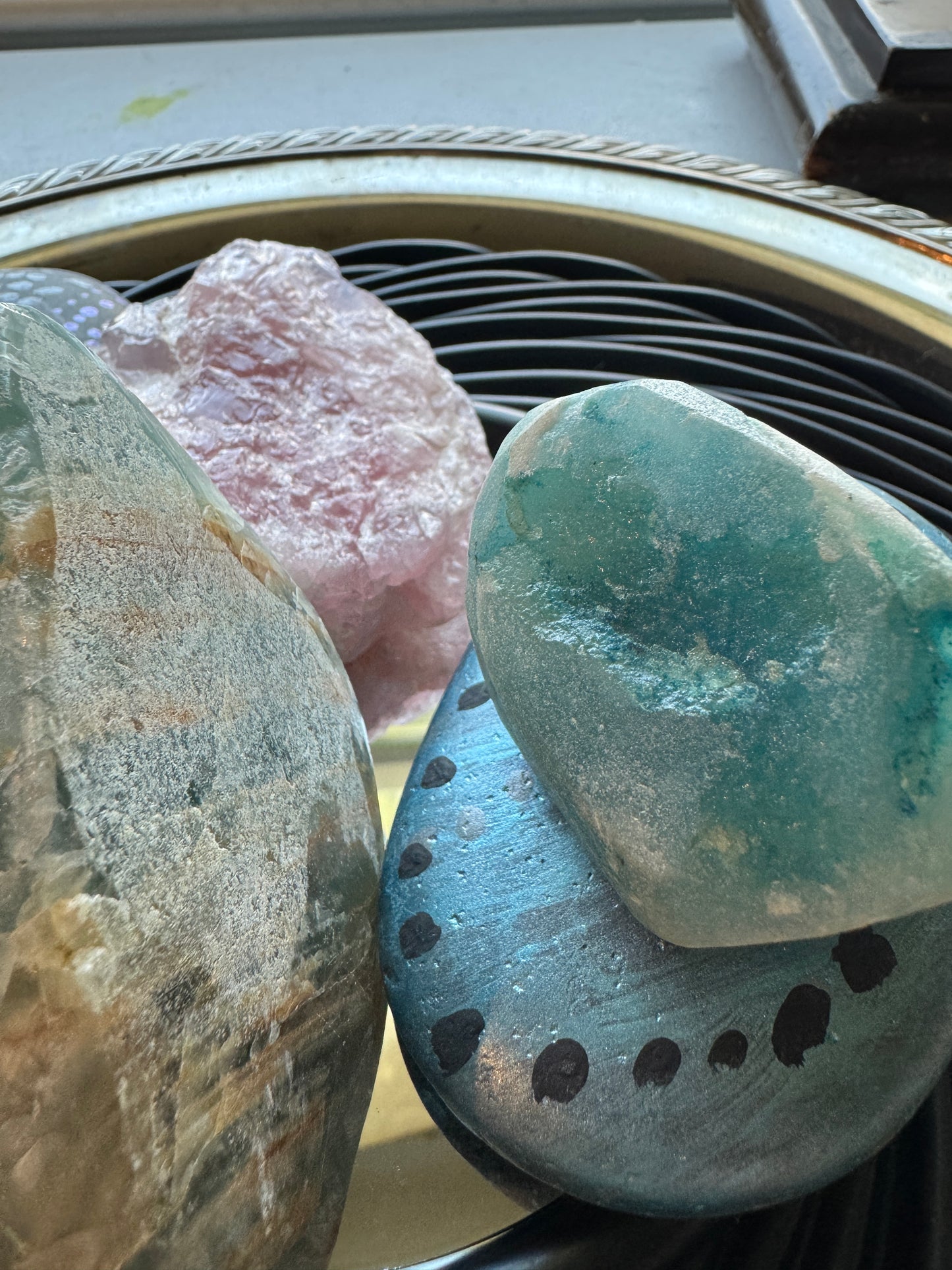 3 CRYSTAL TREASURES